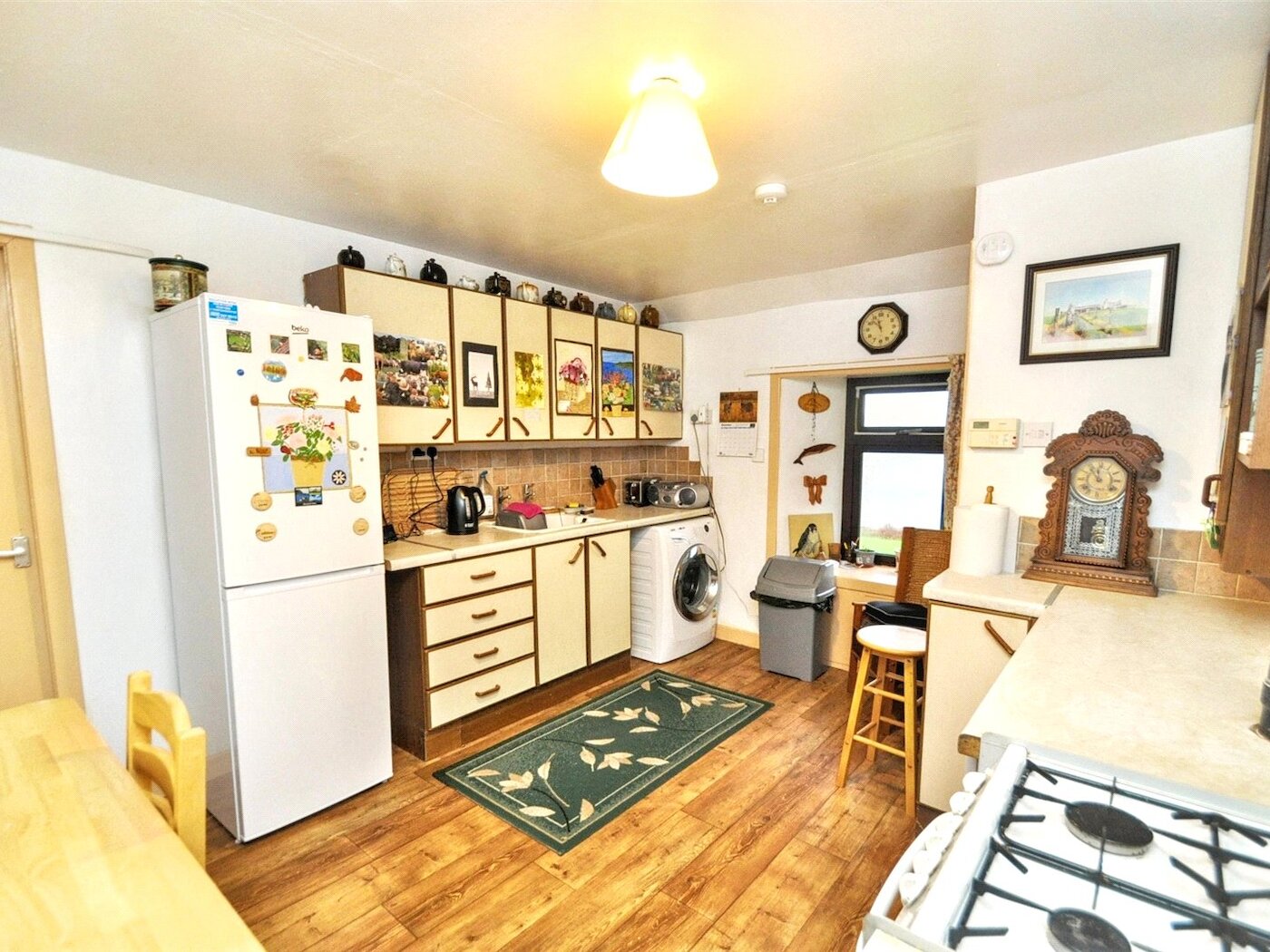 Kitchen (2)