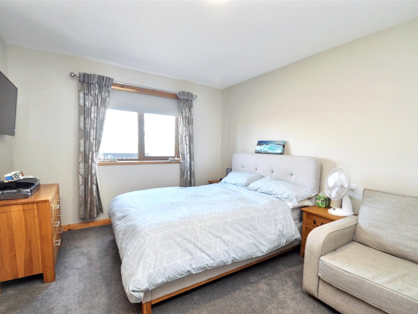 Bedroom 2 (3)