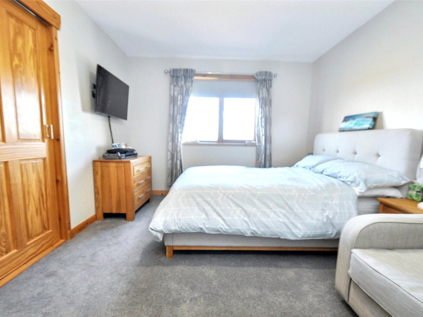 Bedroom 2 (2)