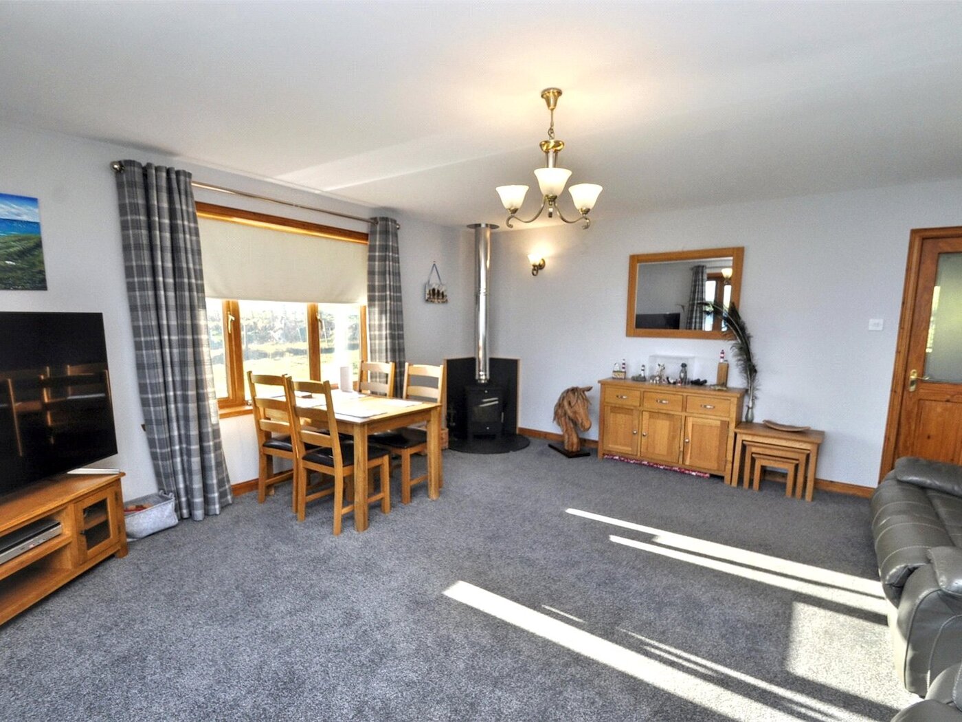 Living Room (2)