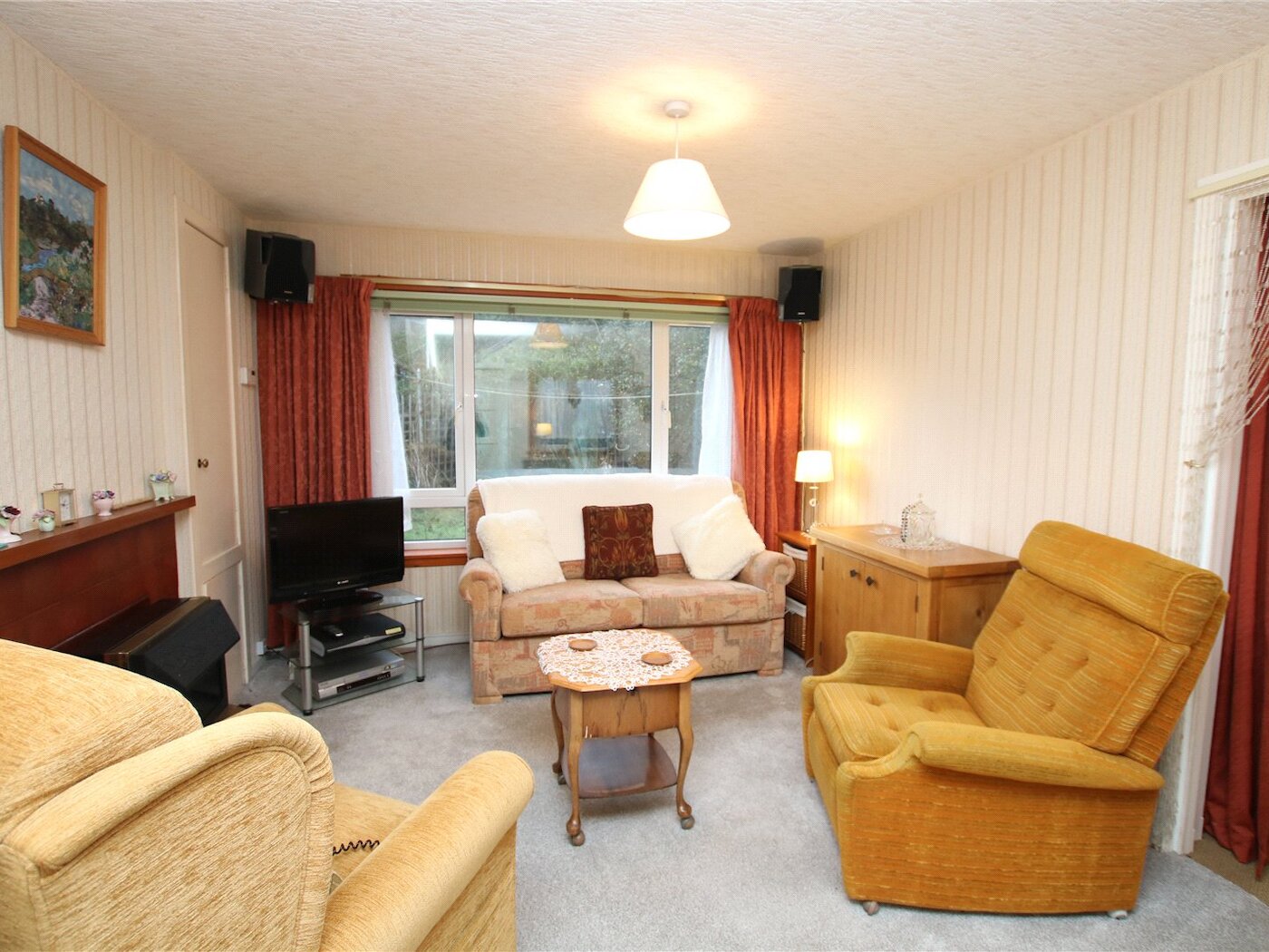 Living Room (1)