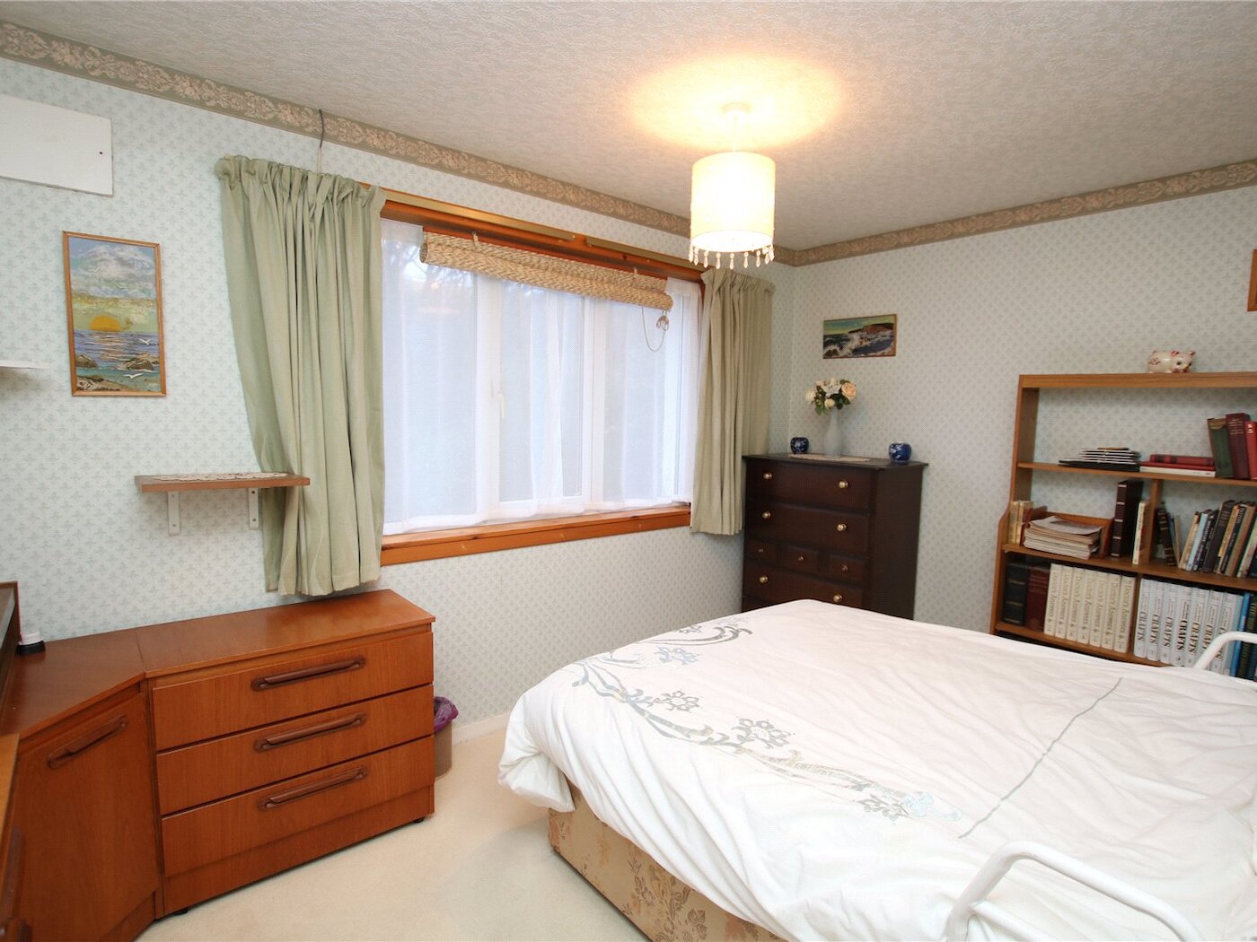 Bedroom 2 (1)
