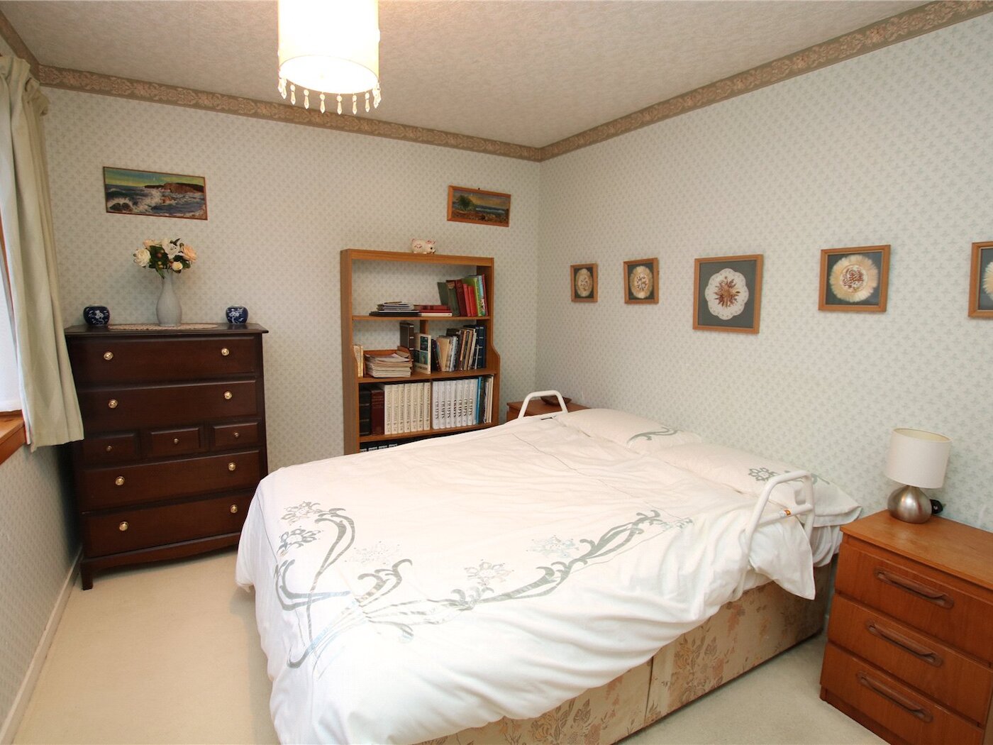 Bedroom 2 (2)
