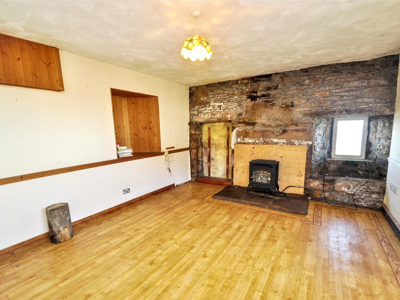 Living Room (2)