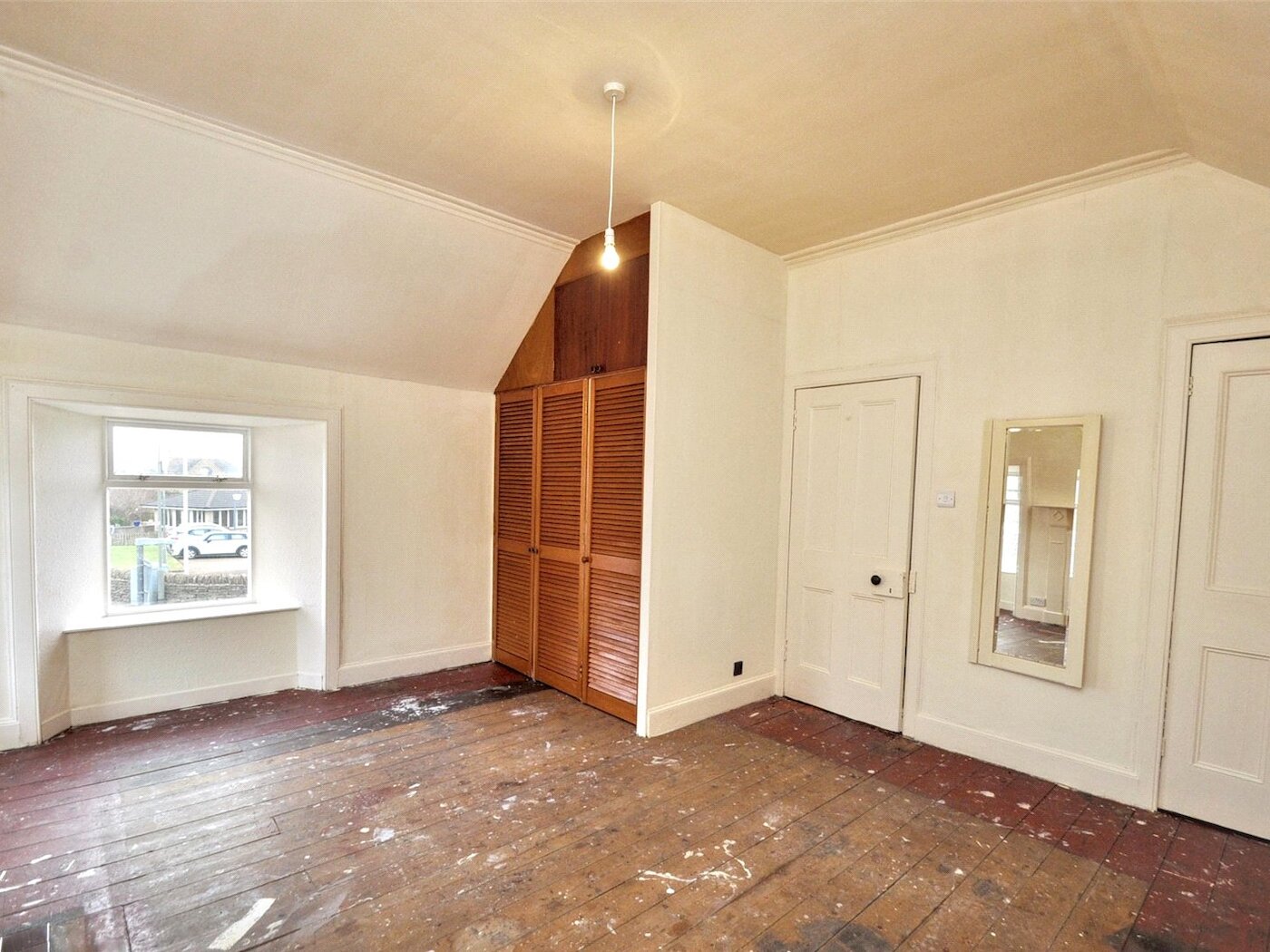 Bedroom 1 (1)