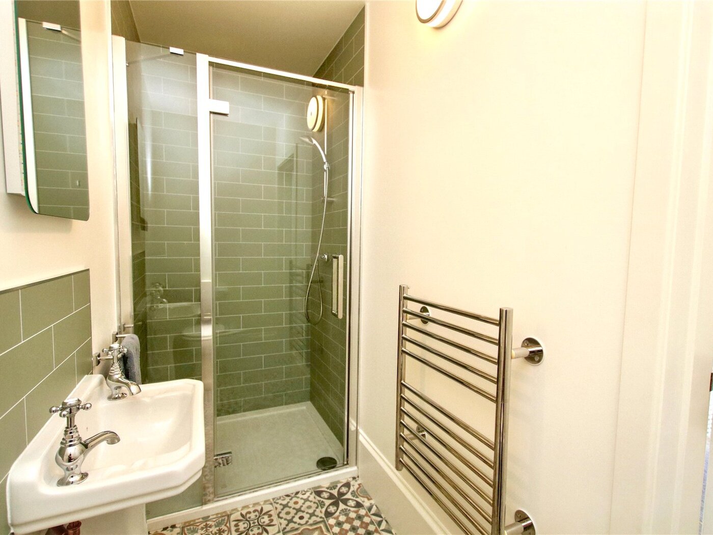 Bed 2 Ensuite