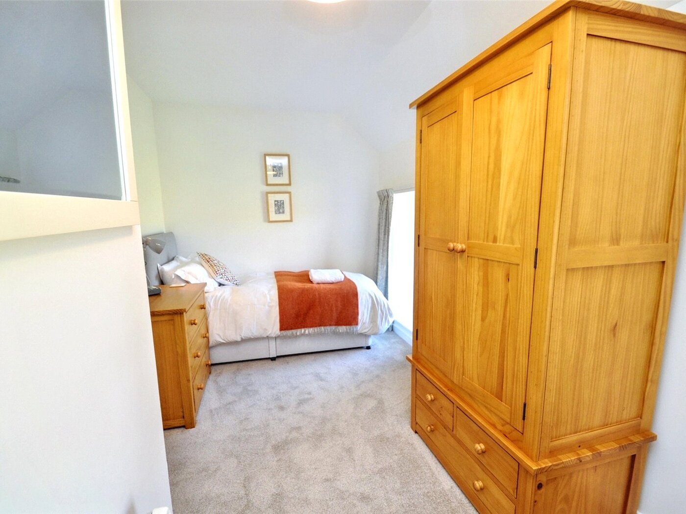 Paddock Cott Bed 2