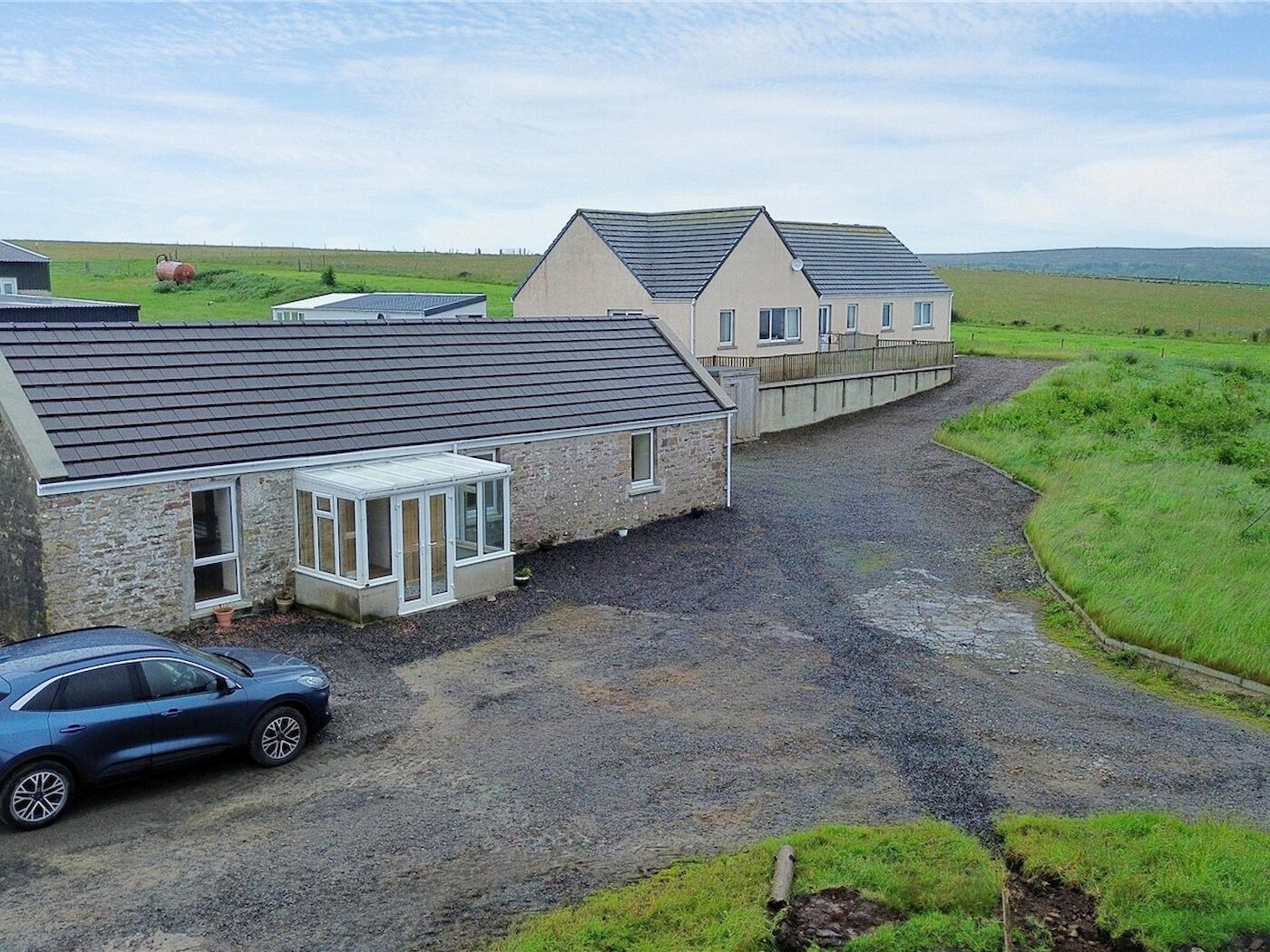 Croyhouse Front