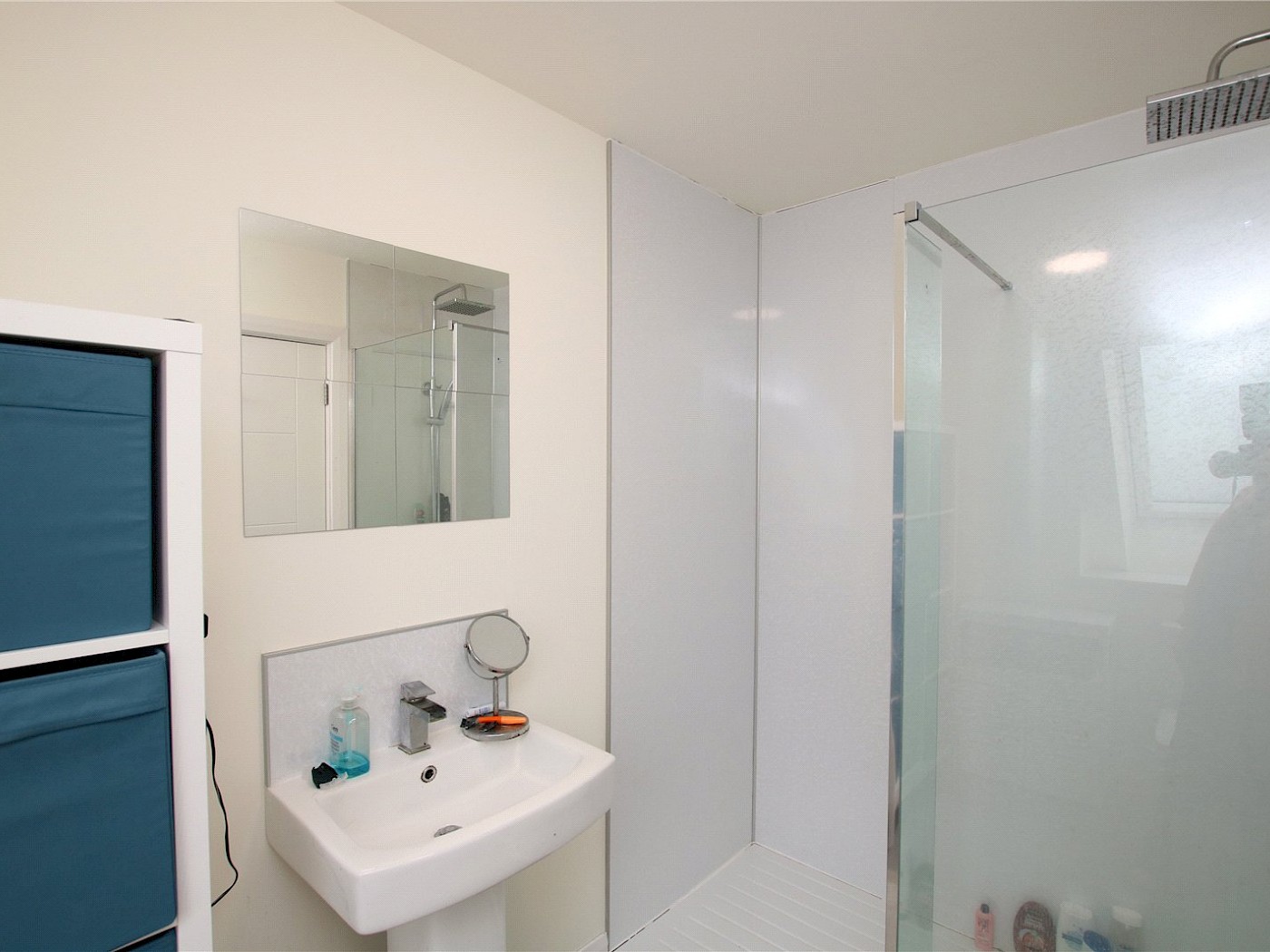 Ensuite
