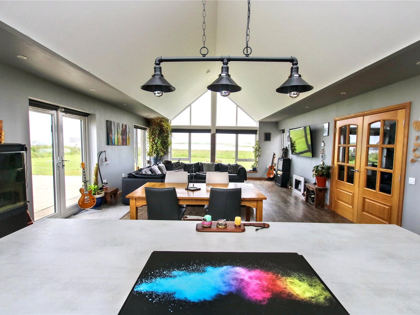 Kitchen/Din/Living